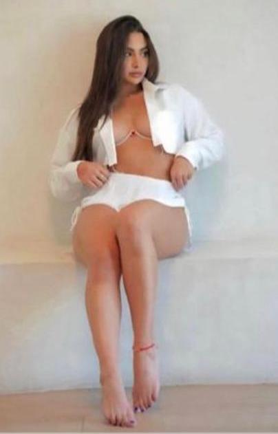 Escort - MARCELA - Ibiza Tops